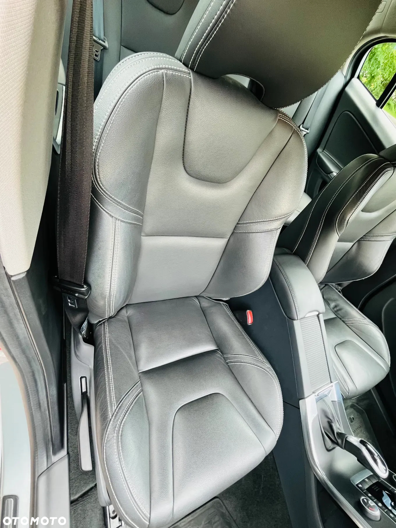 Volvo S60 T3 Drive-E Dynamic Edition (Kinetic) - 10
