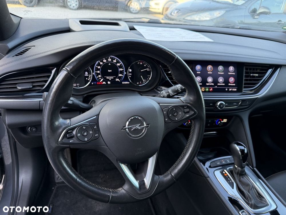 Opel Insignia - 11