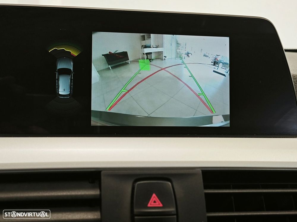 BMW 318 d Touring Line Luxury - 34
