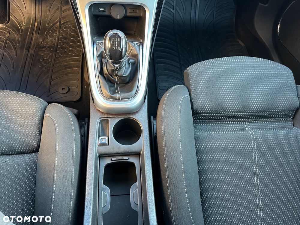 Opel Astra 1.4 Turbo Sport - 19