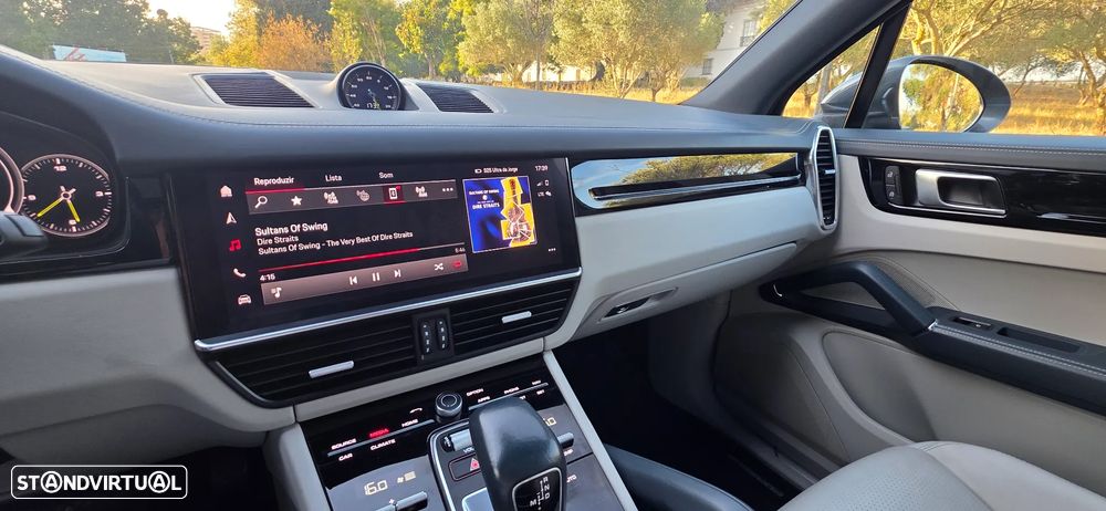 Porsche Cayenne E-Hybrid - 38
