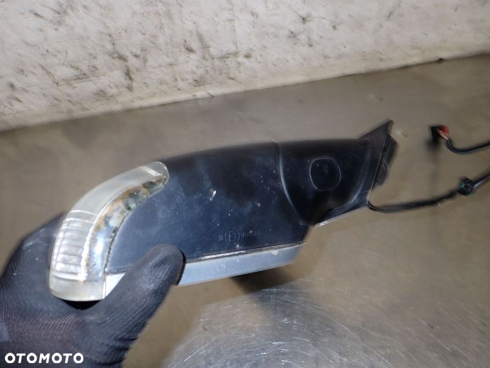 LUSTERKO PRAWE ELEKTRYCZNE VOLKSWAGEN TOURAN I 1.6 FSI - 3