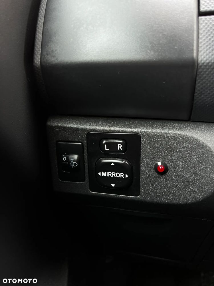 Toyota Yaris - 26
