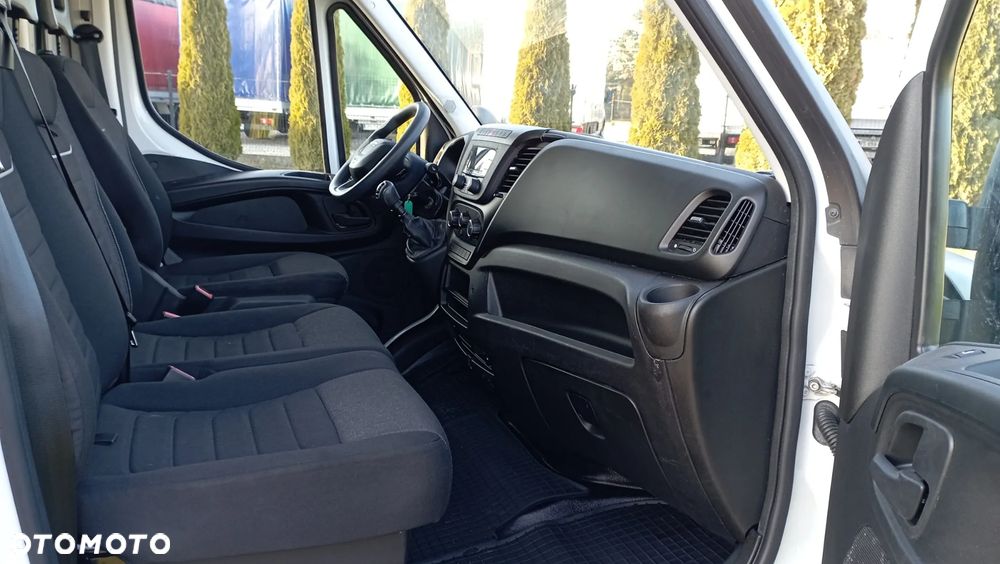 Iveco DAILY 35C16 3.0TDI 160KM KONTENER WINDA 750kg DRZWI BOCZNE - 11