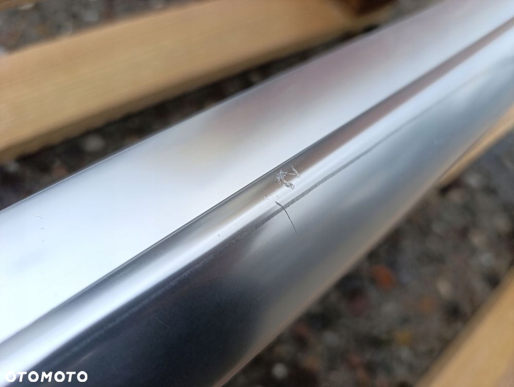 volvo xc40 relingi dachowe lewy prawy komplet - 5