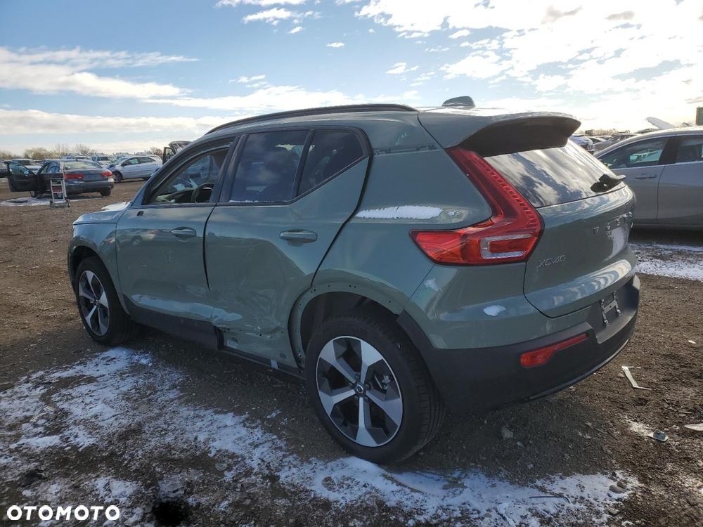 Volvo XC 40 T5 AWD R-Design - 6