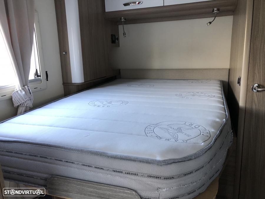 Autostar Privilege P650LC c.central e basculante - 25