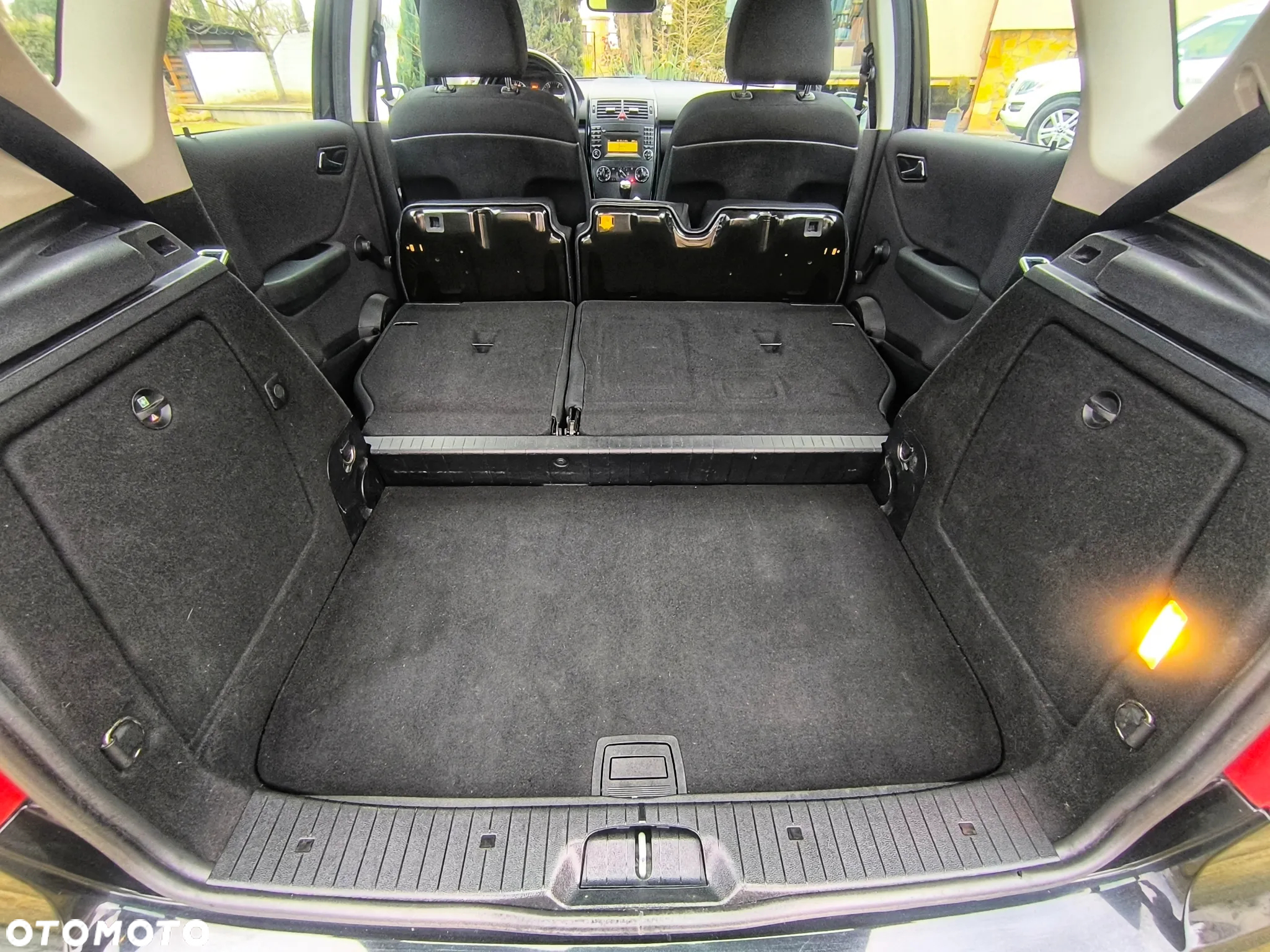 Mercedes-Benz Klasa A 180 CDI Special Edition - 23