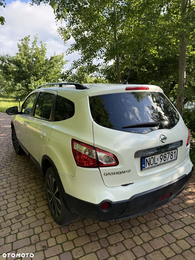 Nissan Qashqai+2 2.0 4x4 Tekna Premium - 4