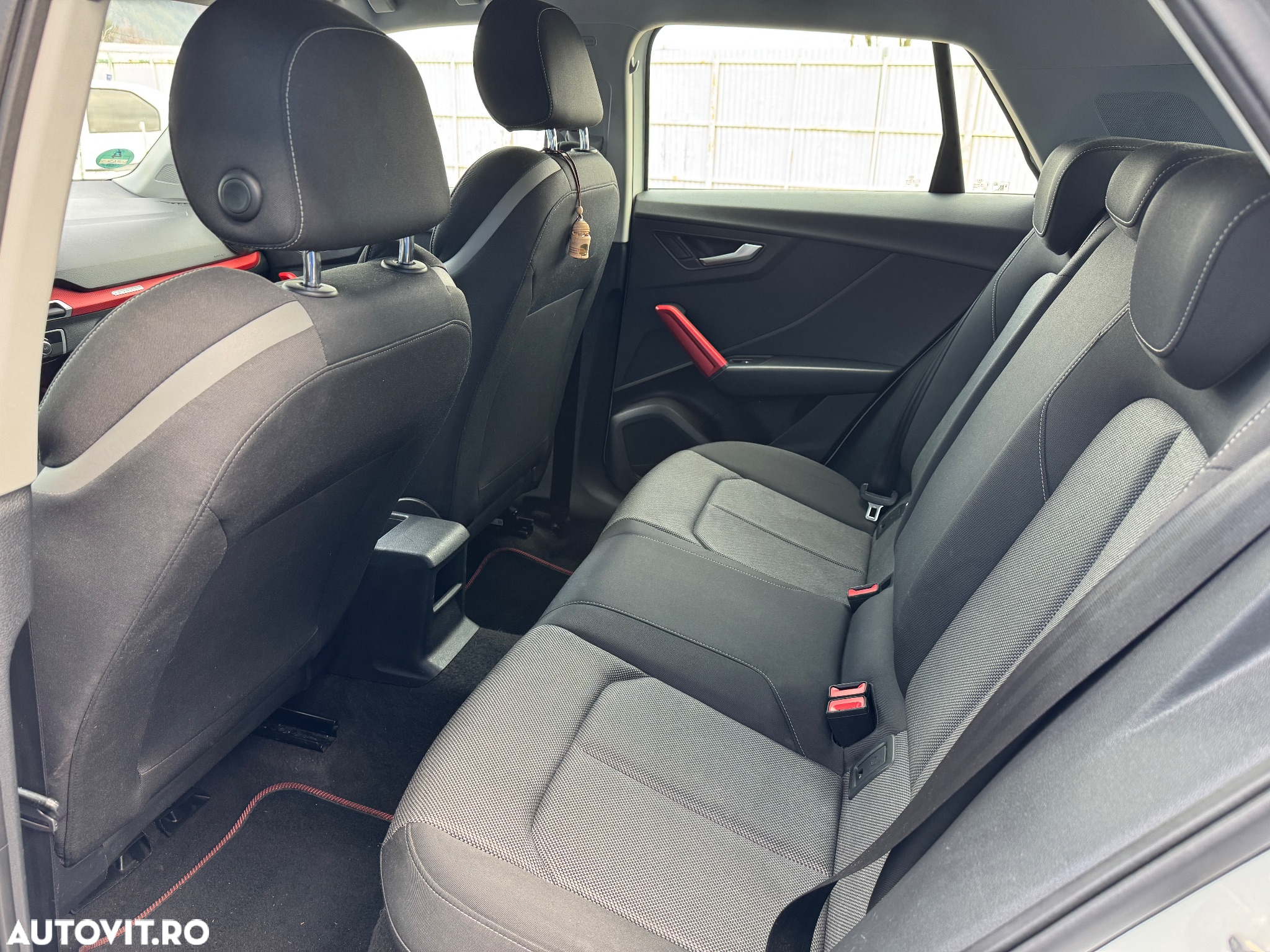 Audi Q2 2.0 TDI quattro S tronic Sport - 8
