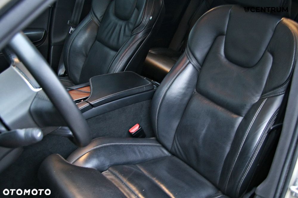 Volvo XC 90 D5 SCR AWD Inscription 7os - 8