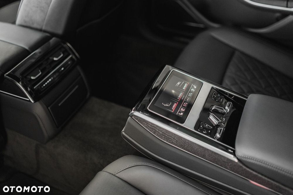 Audi A8 - 22