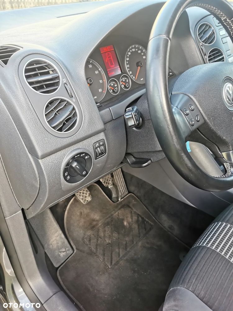 Volkswagen Golf Plus - 21