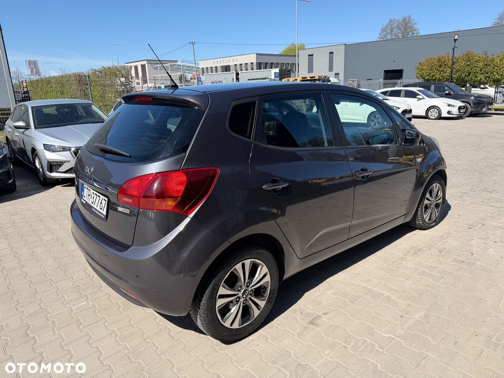Kia Venga 1.6 CRDi 128 Business Line - 3