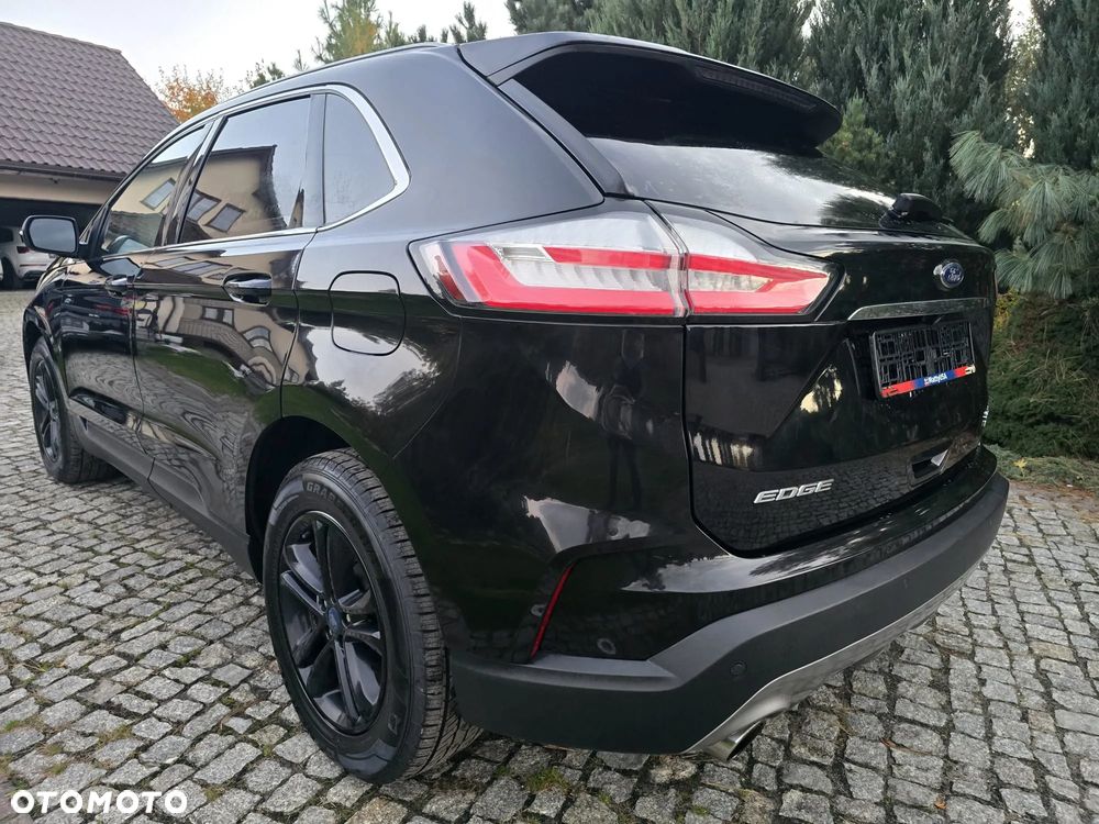 Ford Edge - 8
