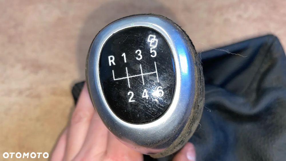 BMW F10 F11 GAŁKA ZMIANY BIEGÓW MANUALNA MIESZEK 7599516 - 4