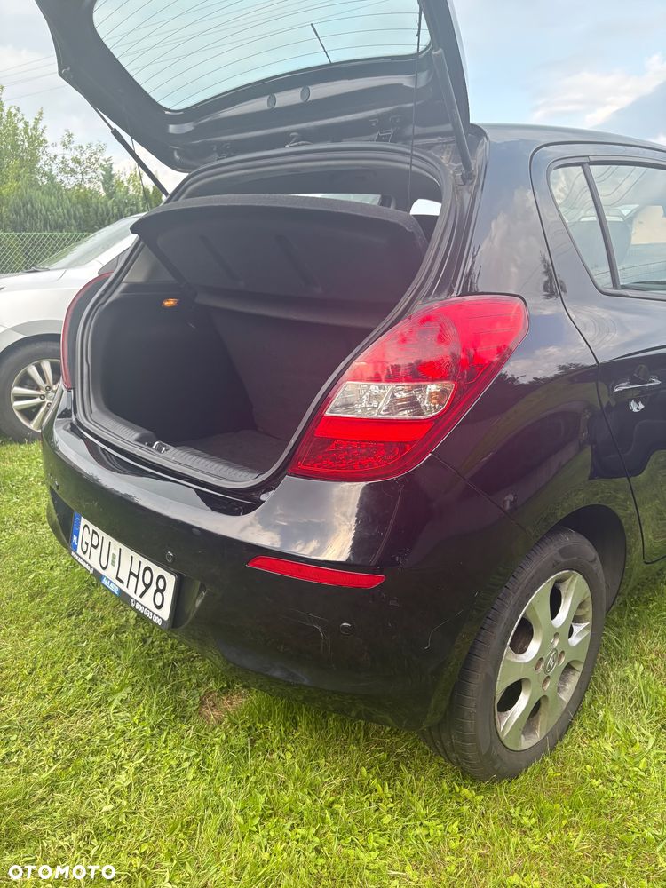 Hyundai i20 1.4 CRDi Style - 12