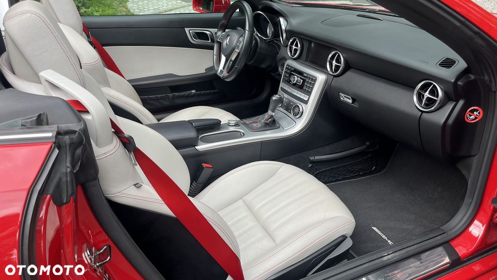 Mercedes-Benz SLK - 8