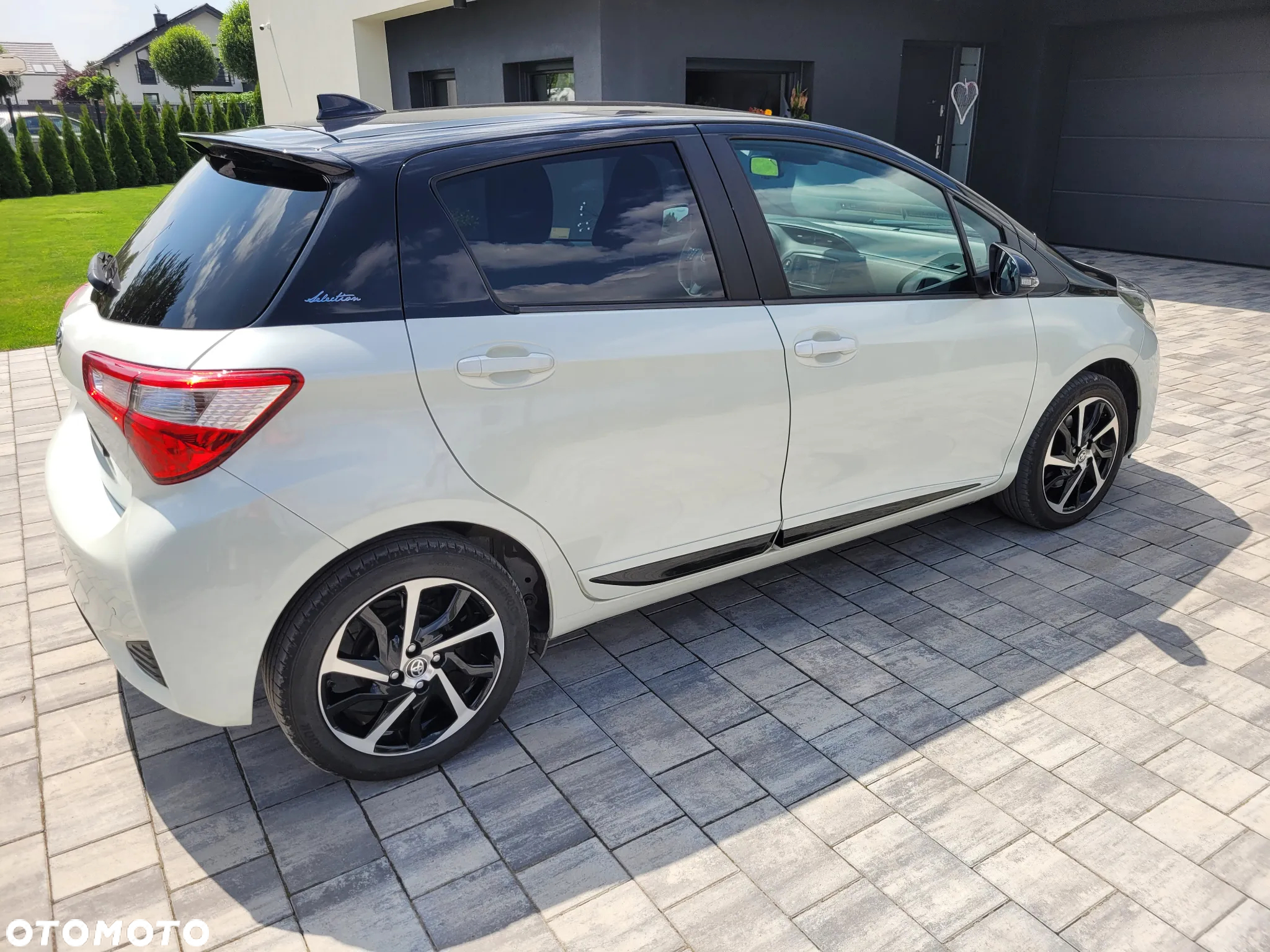 Toyota Yaris 1.5 Selection - 4