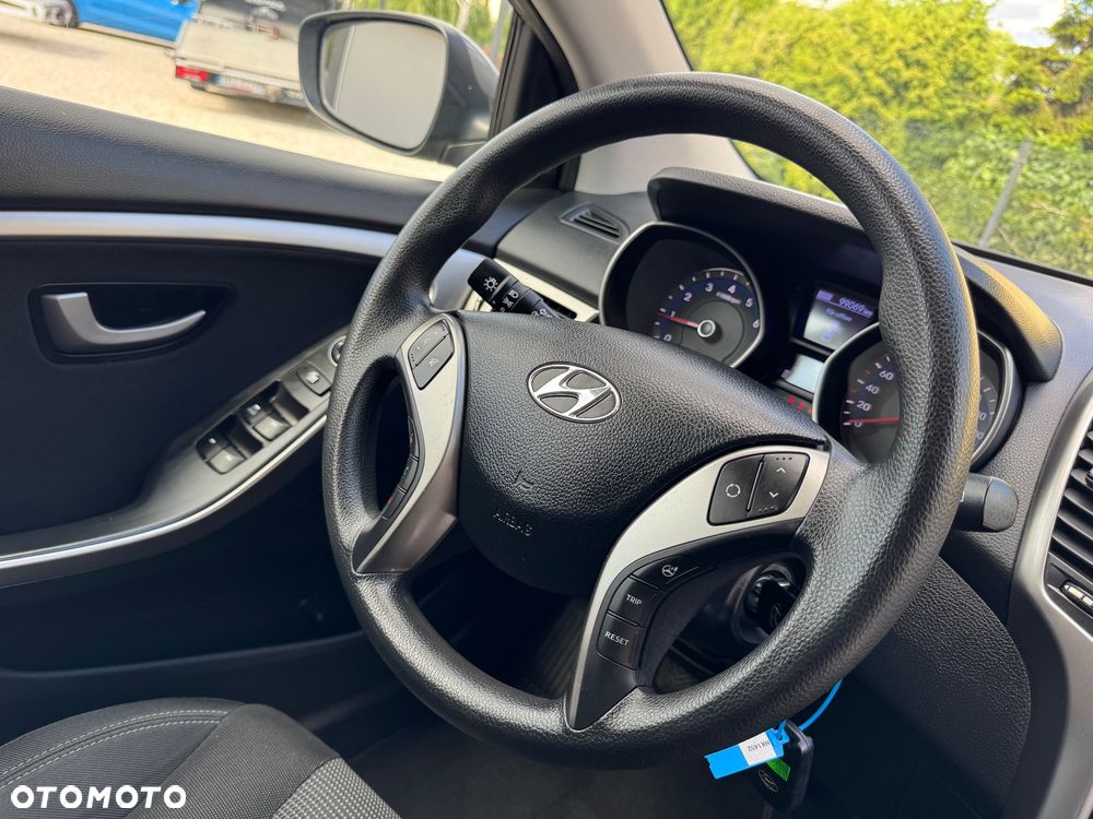 Hyundai i30 1.4 Premium - 30