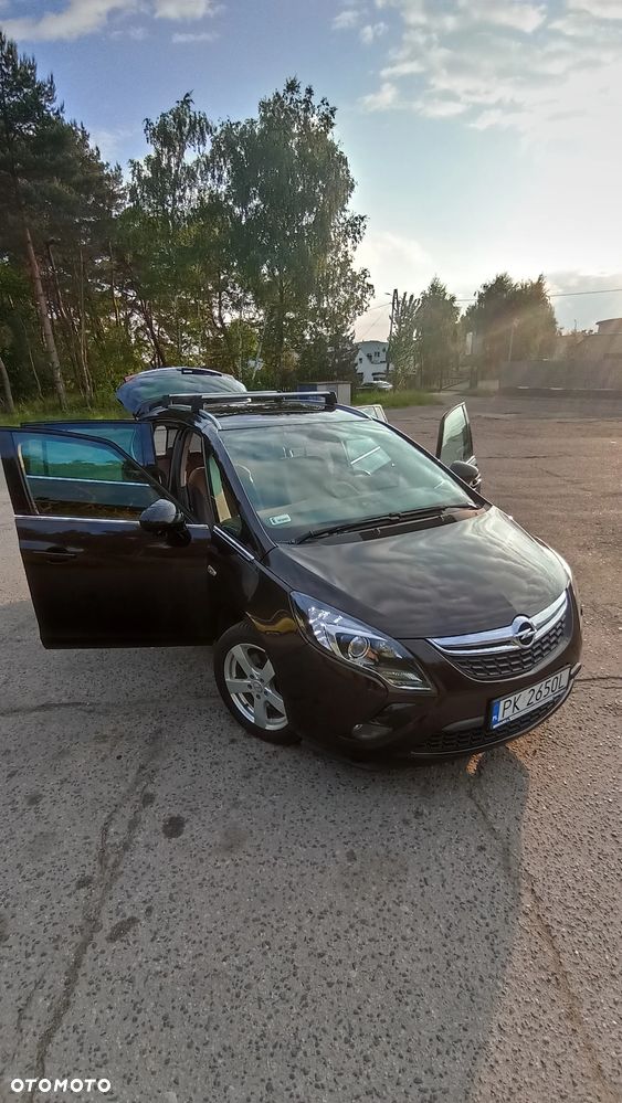 Opel Zafira - 9