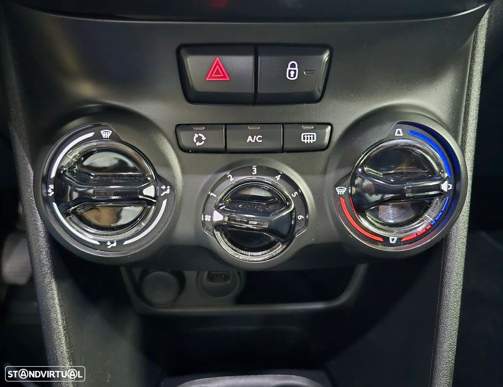 Peugeot 2008 1.5 BlueHDi Signature - 16