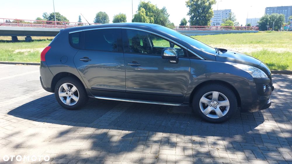 Peugeot 3008 1.6 HDi Premium - 12