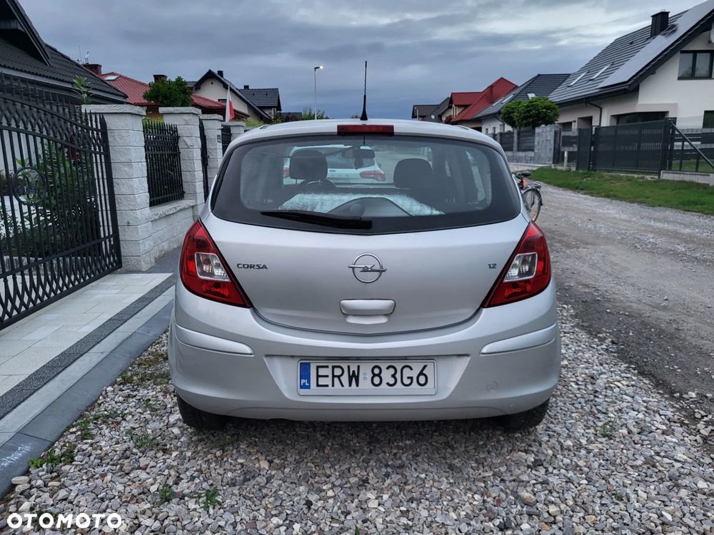 Opel Corsa - 4