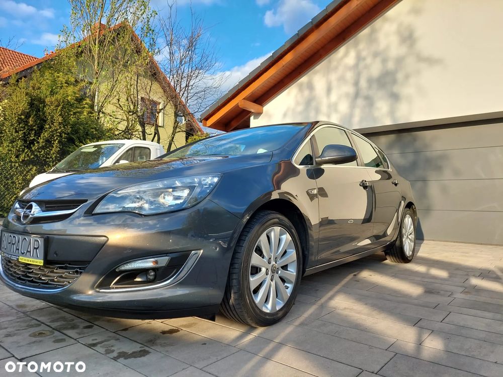 Opel Astra 1.4 Turbo Exklusiv - 37
