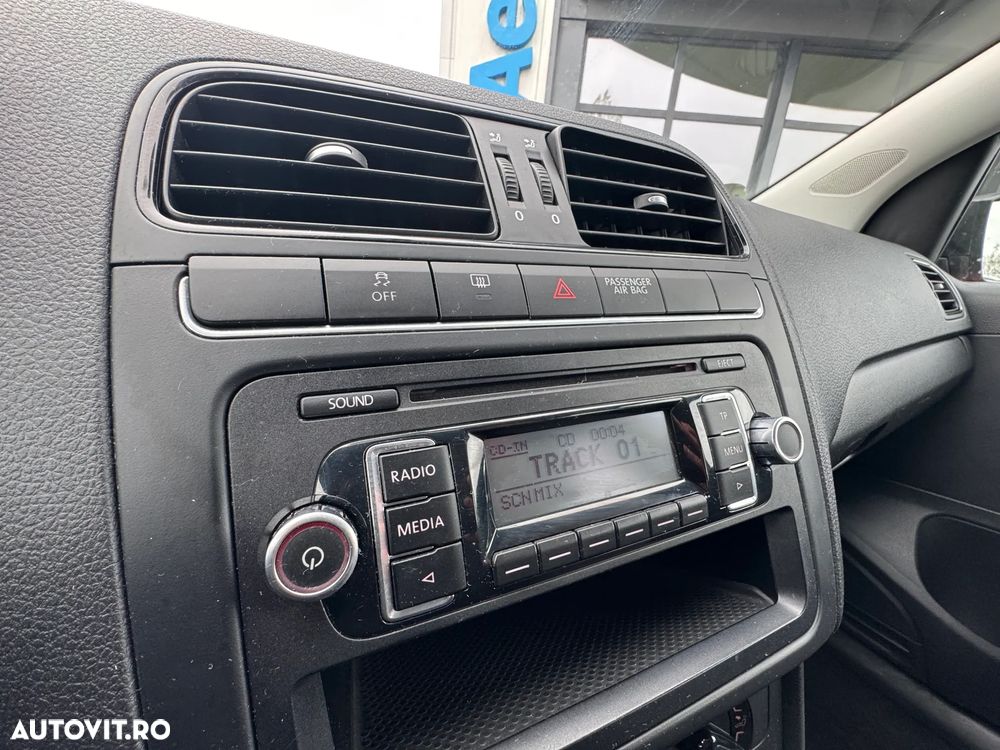 Volkswagen Polo 1.2 TSI Trendline - 27