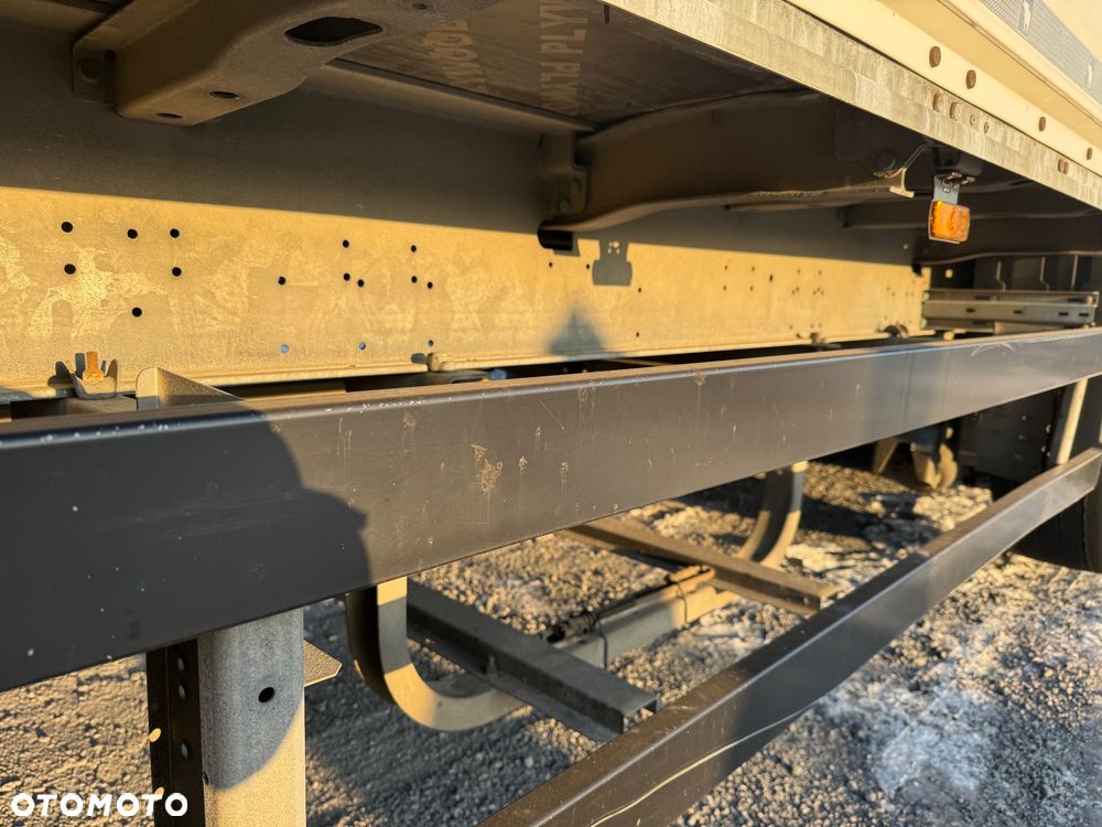 Schmitz Cargobull Kontener  / 2 Osie Podnoszone / Rama Ocynk / z Francji - 9