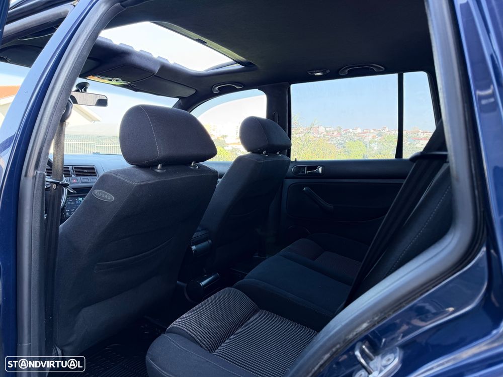 VW Golf Variant 1.9 TDi Highline - 16