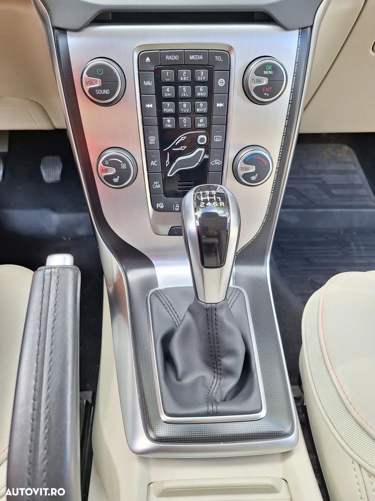 Volvo V40 D2 Ocean Race - 10