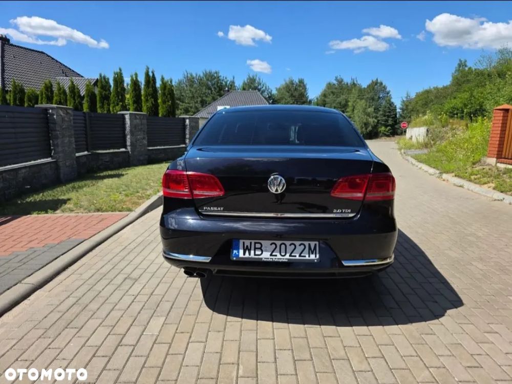 Volkswagen Passat 2.0 TDI Comfortline - 6