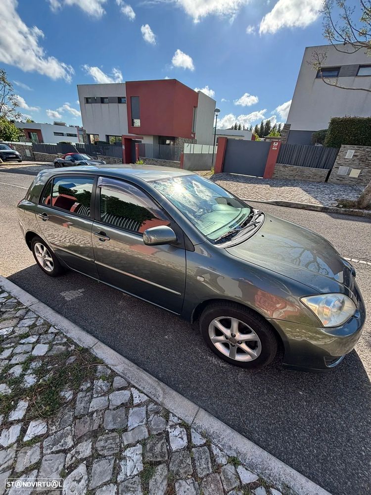 Toyota Corolla 2.0 D-4D Sol - 5