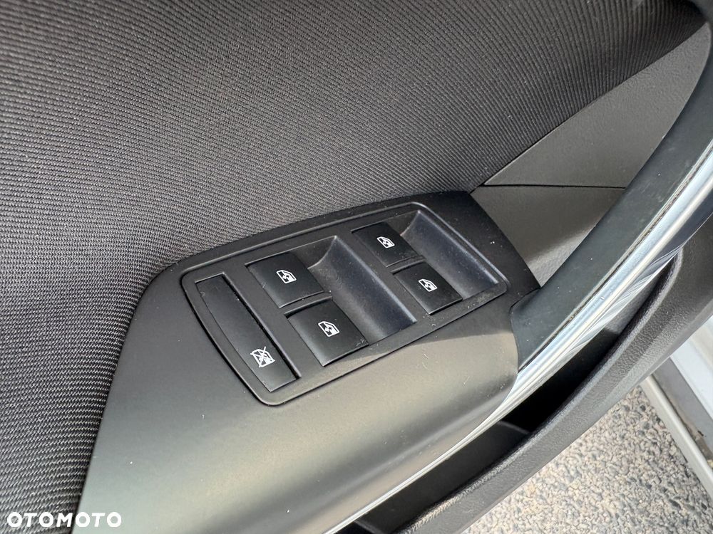 Opel Insignia 1.4 Turbo ecoFLEXStart/Stop Business Edition - 14