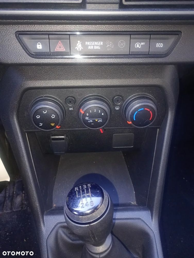 Dacia Jogger TCe 110 (7-Sitzer) Expression - 8