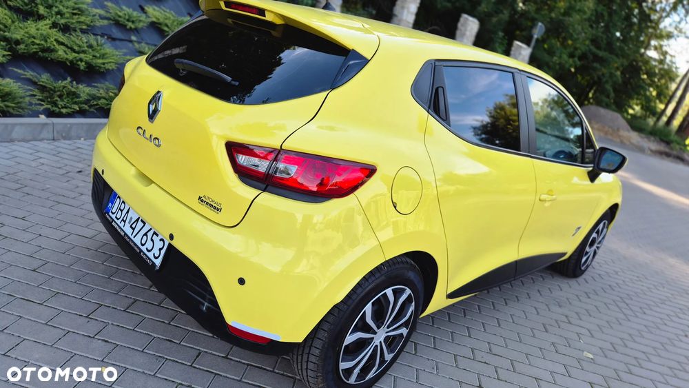Renault Clio - 11