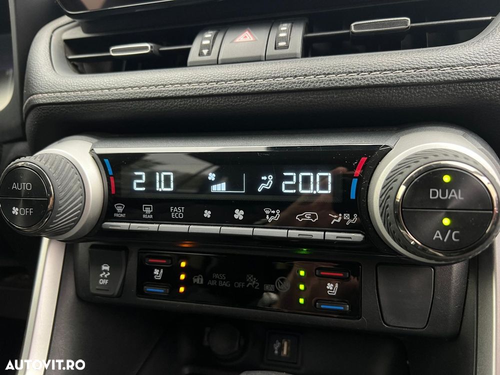 Toyota RAV4 - 12
