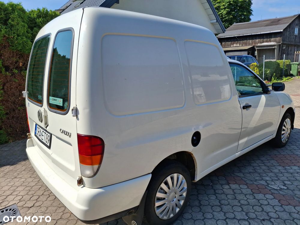 Volkswagen CADDY - 4