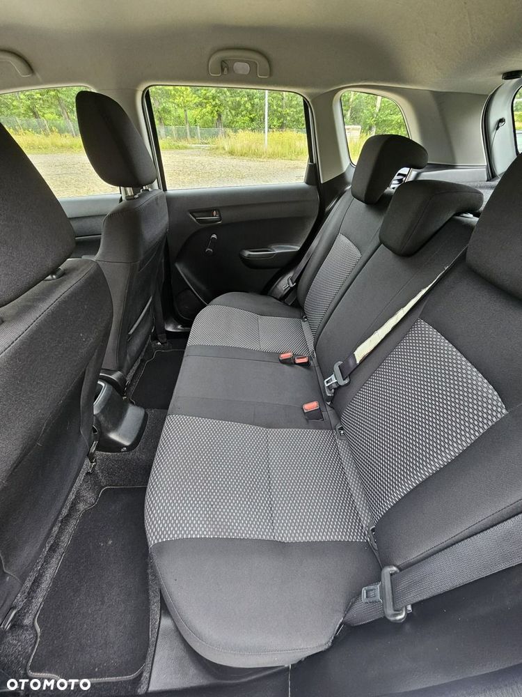 Suzuki Vitara - 16