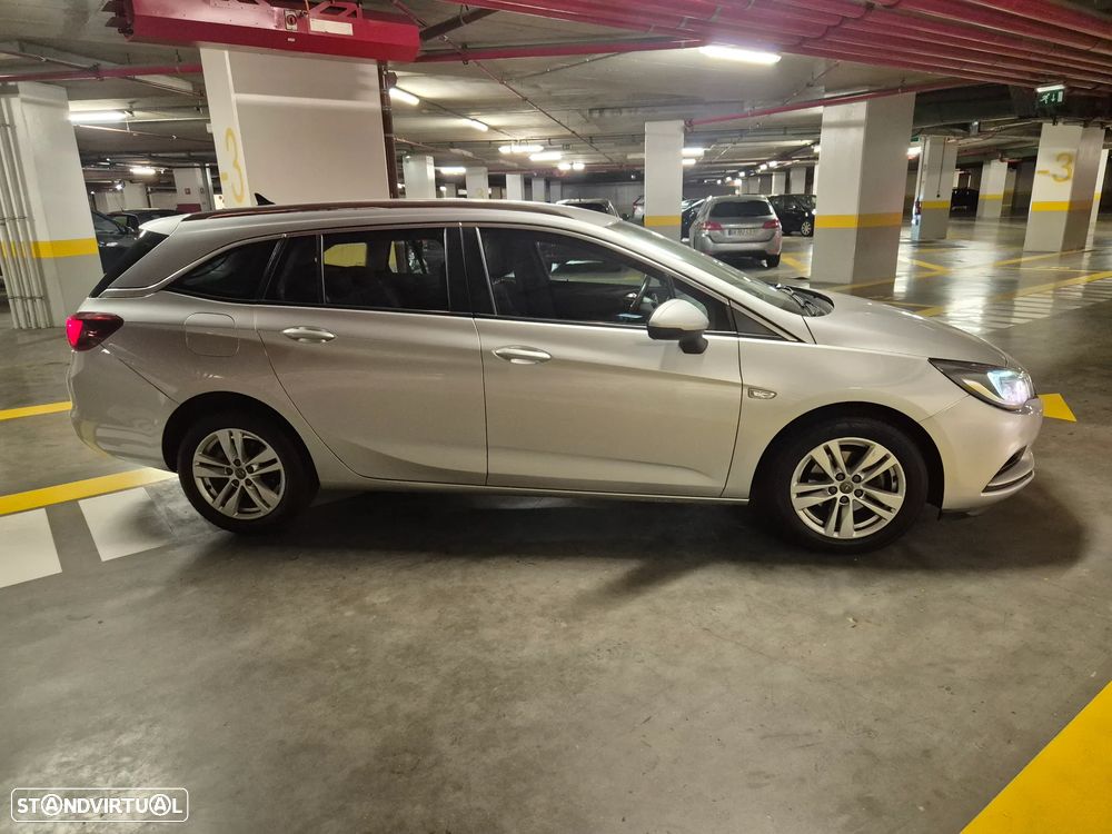 Opel Astra Sports Tourer 1.6 CDTI Dynamic Sport - 10
