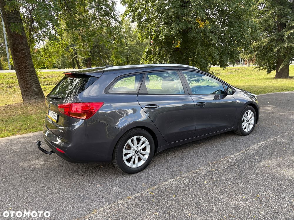 Kia Ceed 1.6 GDI L - 7