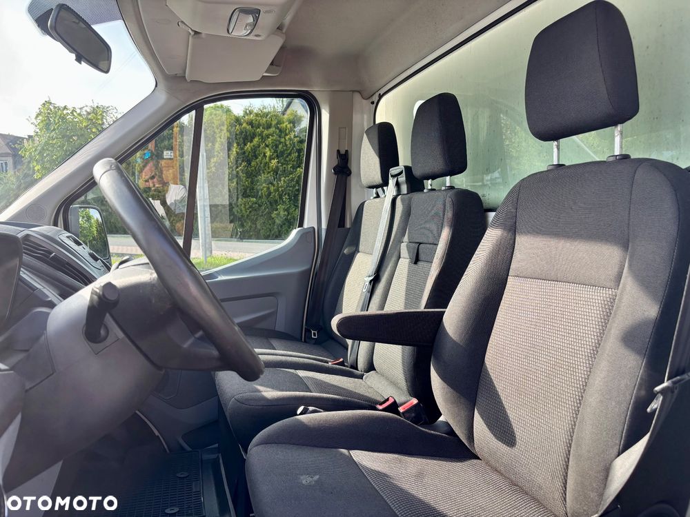 Ford Transit - 20