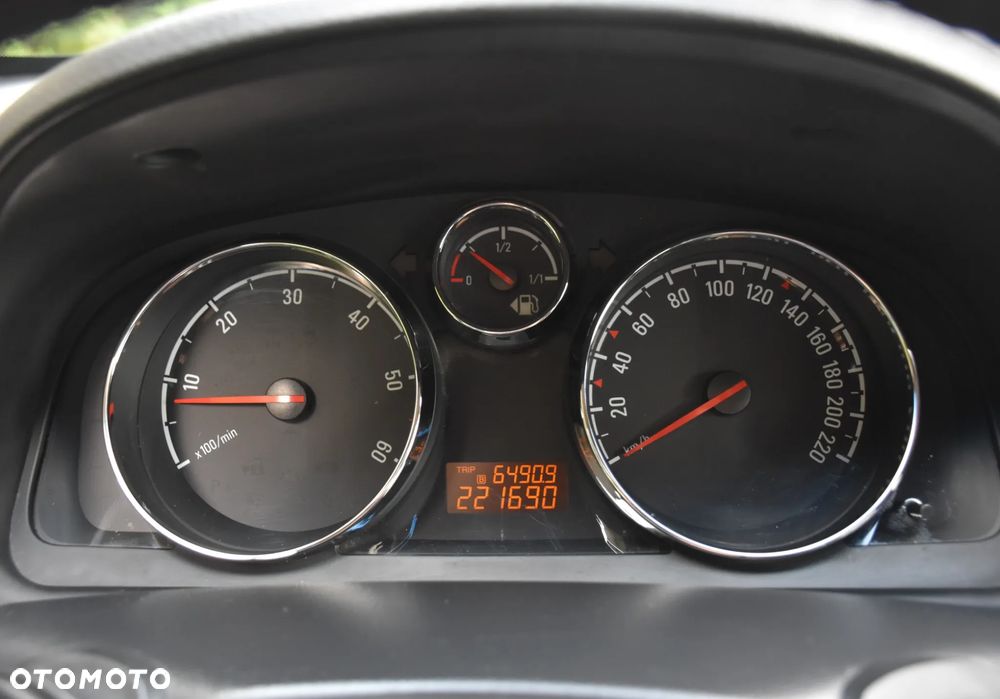 Opel Antara 2.2 CDTI Cosmo - 21
