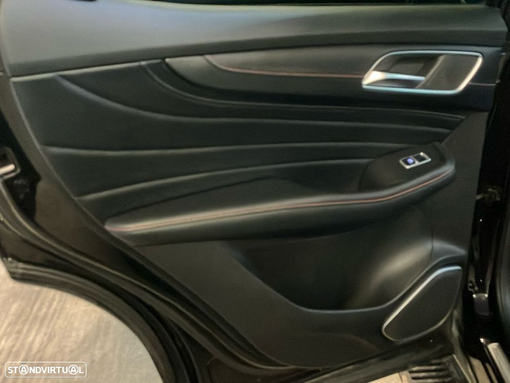 MG EHS 1.5 T-GDI Plug-in Hybrid Luxury - 19