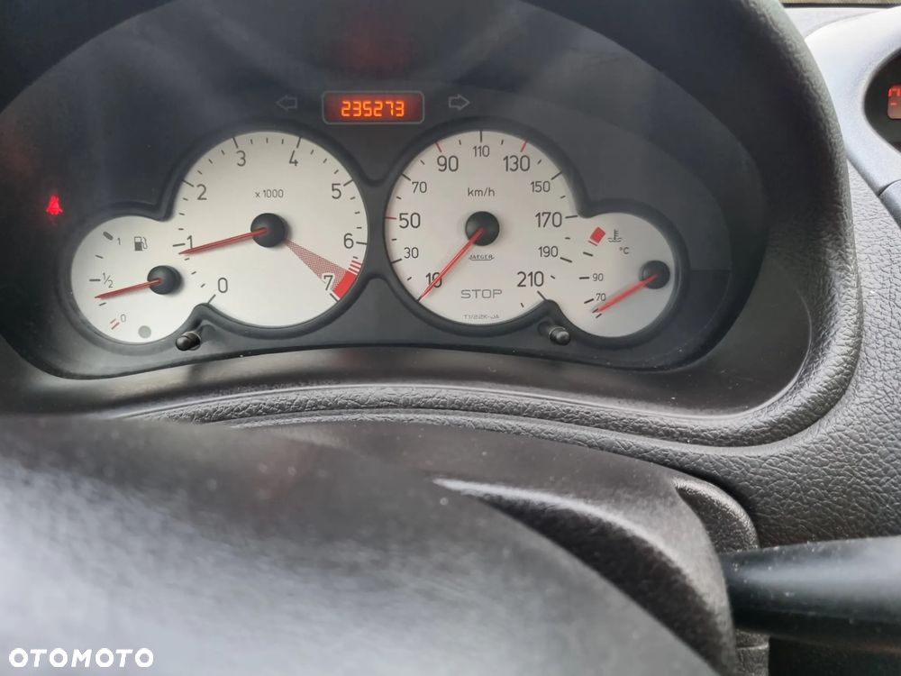 Peugeot 206 1.4 X-Design - 4