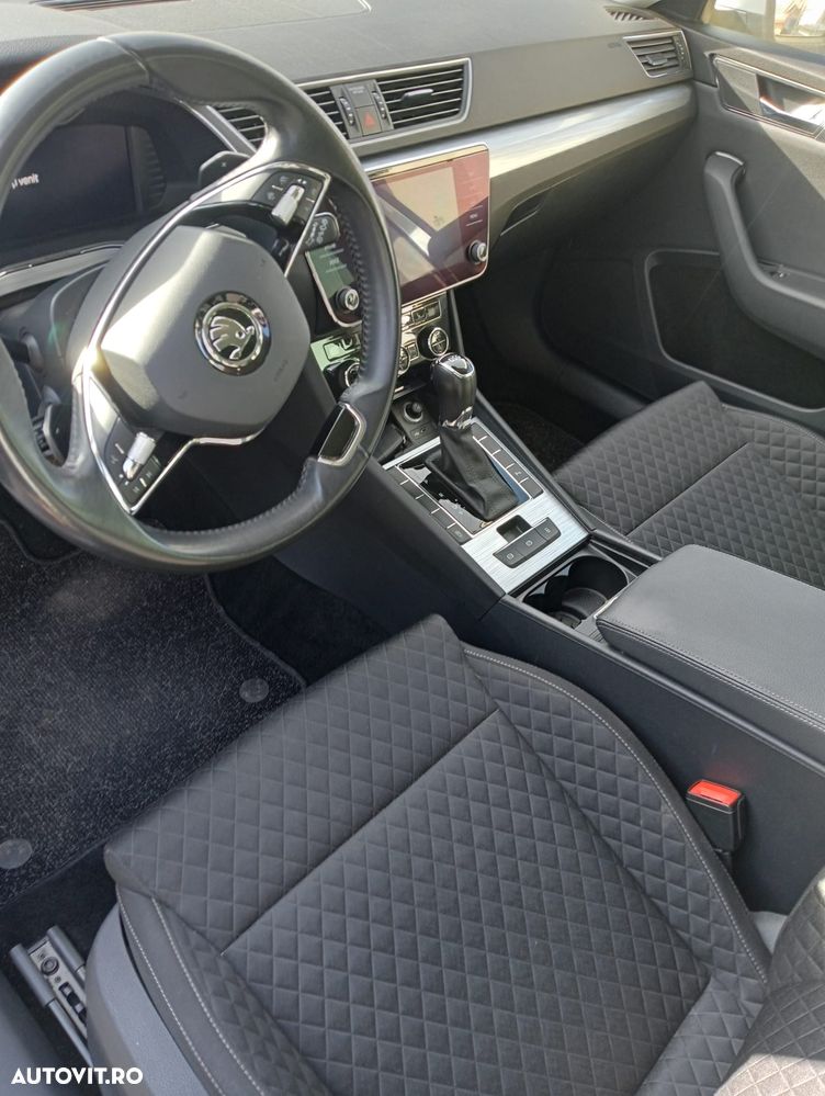 Skoda Superb 2.0 TDI DSG Active - 9