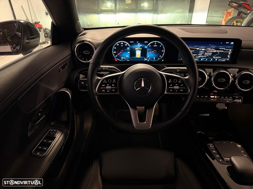 Mercedes-Benz CLA 180 - 8