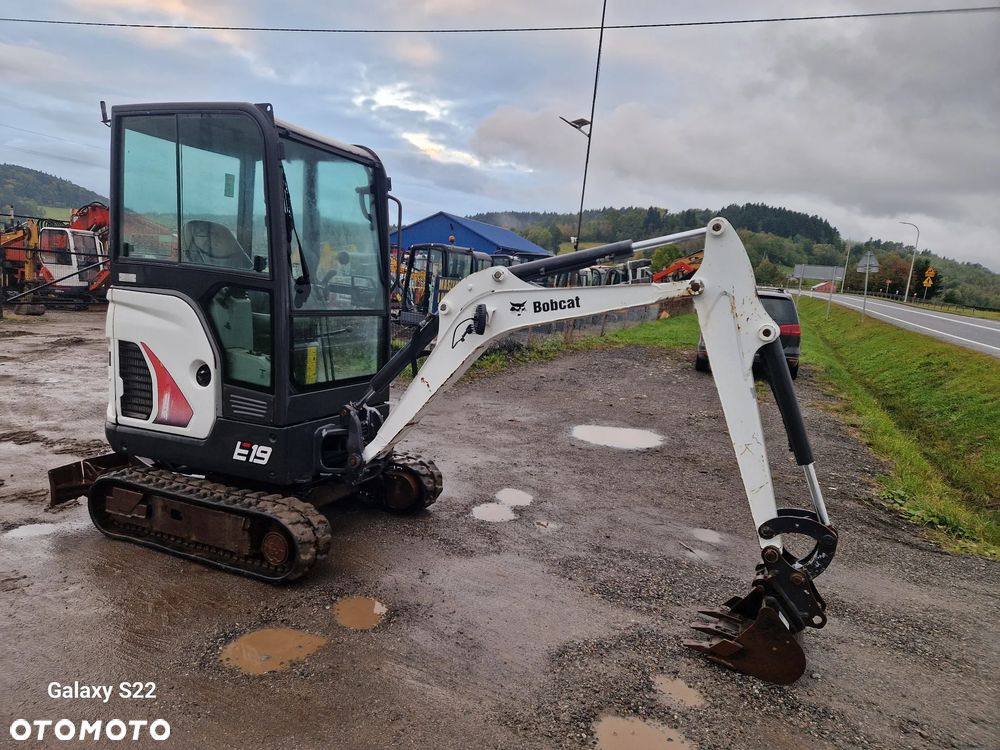 Bobcat E19 - 10